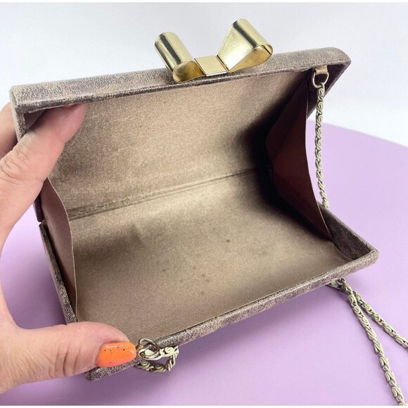 Vintage 80s hard shell clutch, gold tone purse, cross body, formal accessory - Picture 8 of 10